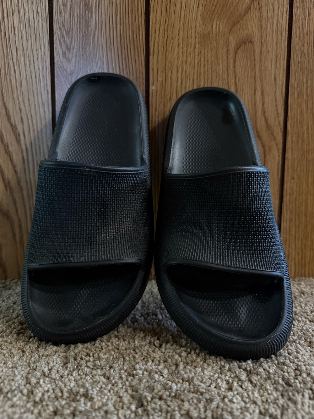 Amazon Women's Black Textured Slide Slippers